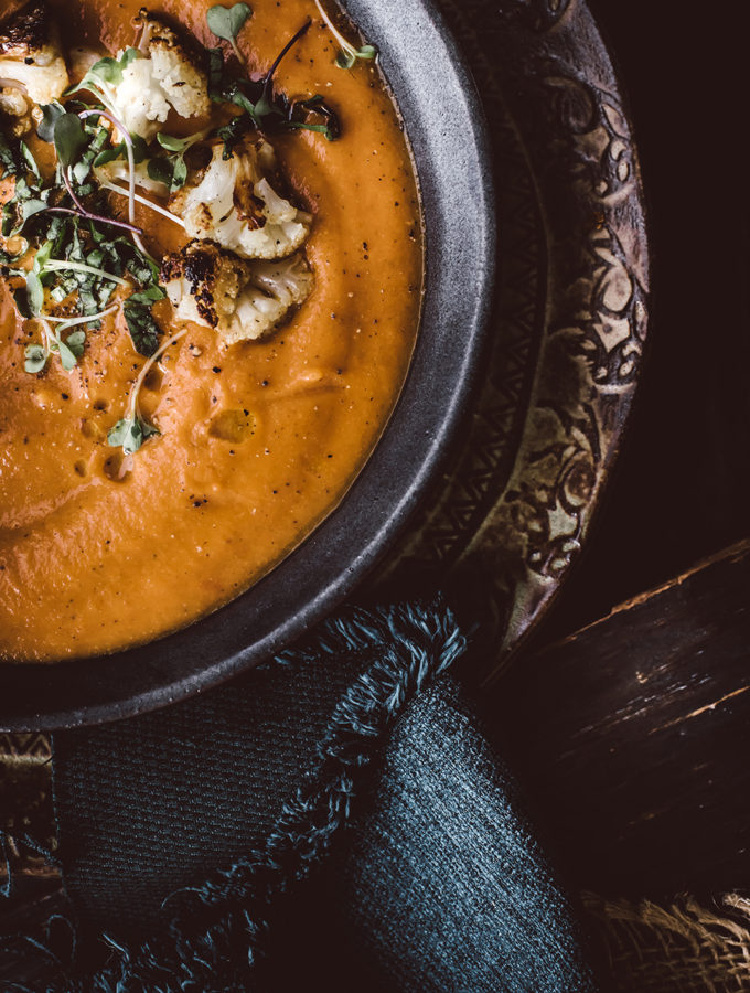Roasted Red Pepper and Cauliflower Soup