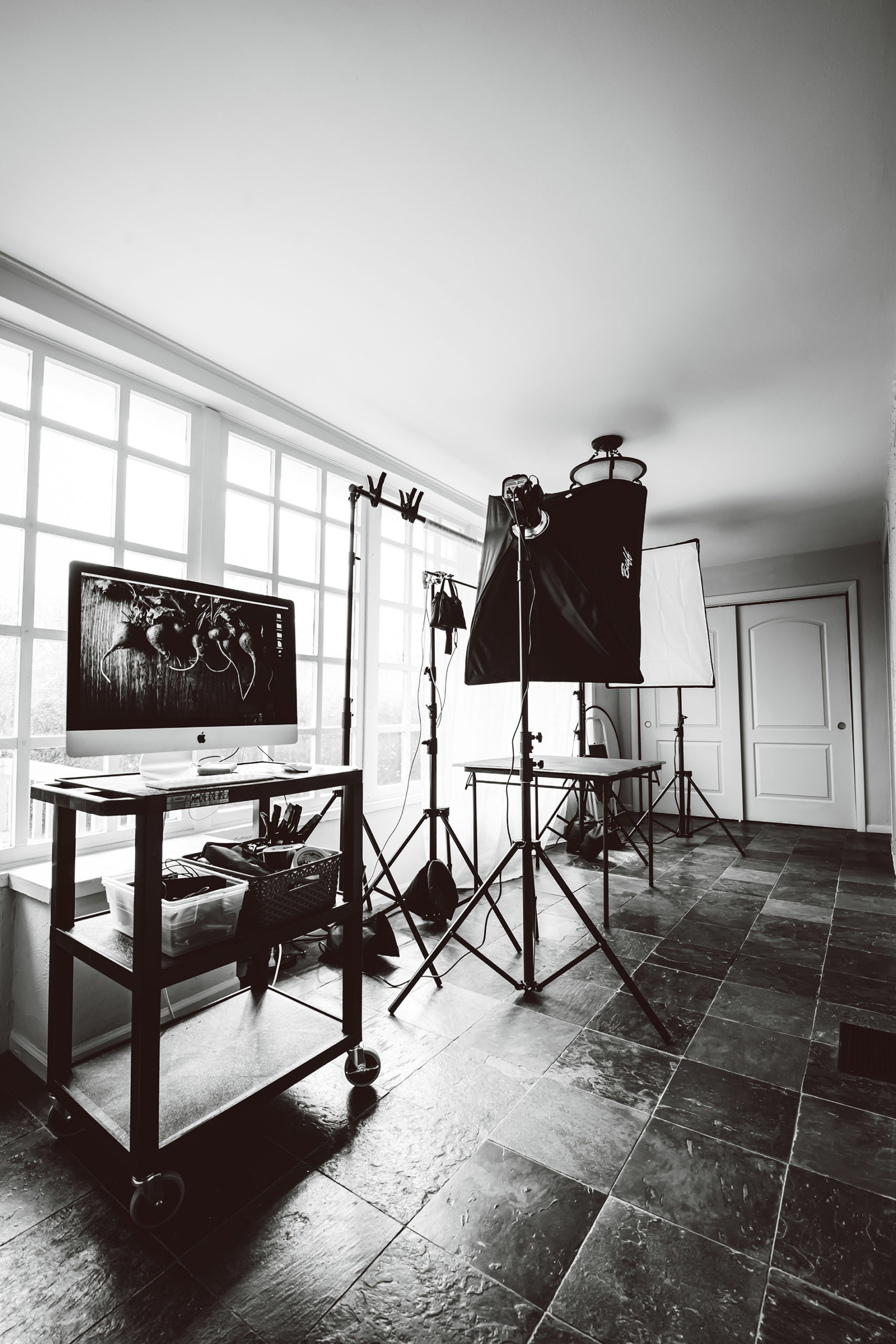 photography studio equipment setup