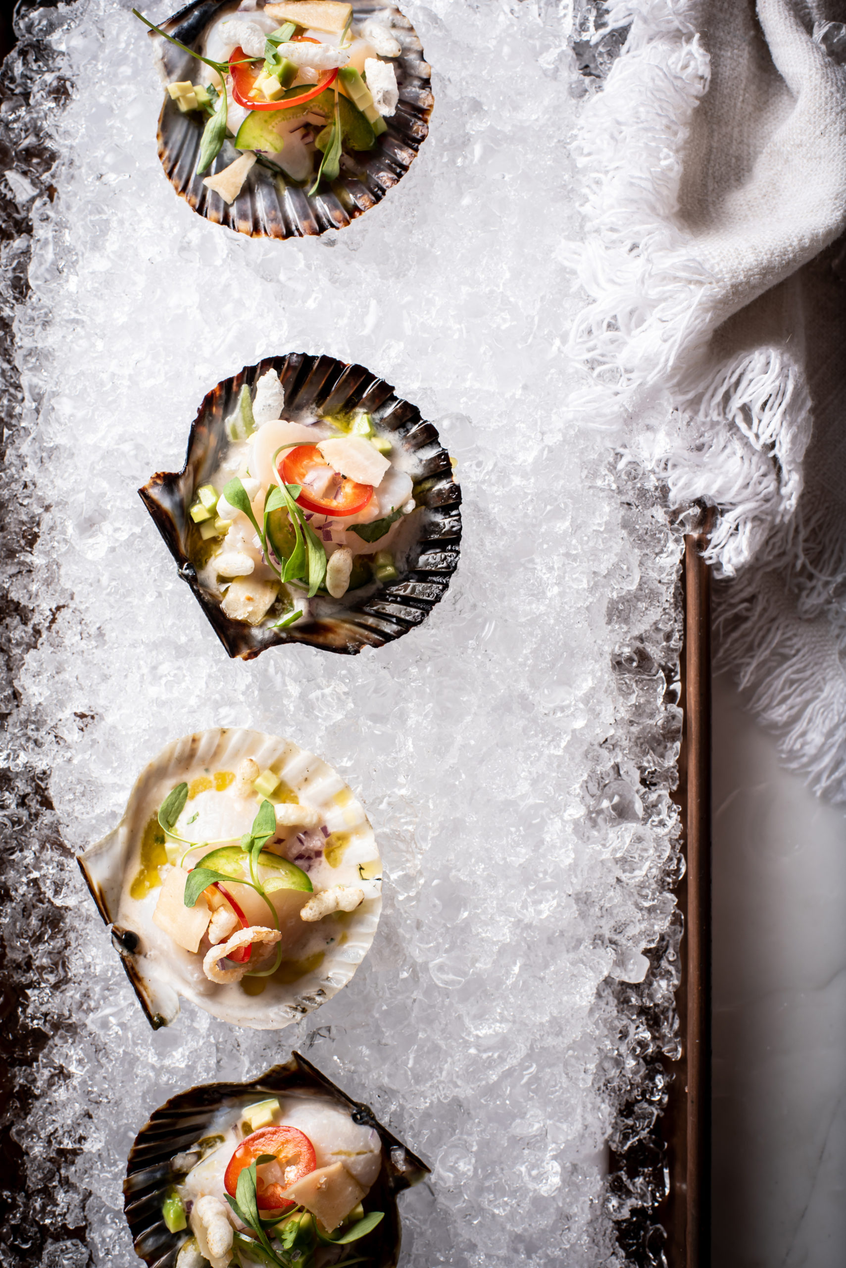 scallops on ice